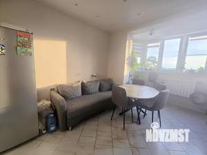 3-к квартира, вторичка, 65м2, 8/17 этаж