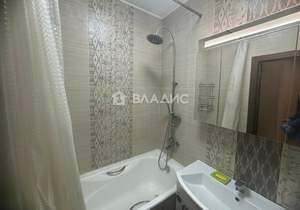 2-к квартира, вторичка, 77м2, 11/15 этаж