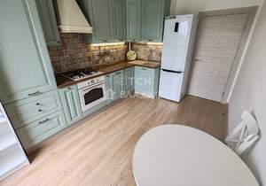 2-к квартира, вторичка, 55м2, 2/4 этаж