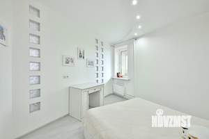 2-к квартира, вторичка, 65м2, 12/15 этаж