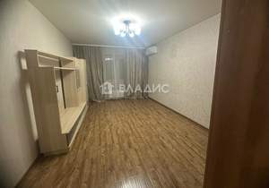 2-к квартира, вторичка, 77м2, 11/15 этаж